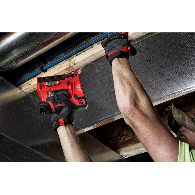 Аккумуляторный степлер Milwaukee M12 BST-202X (2х2,0 Ач) – №5