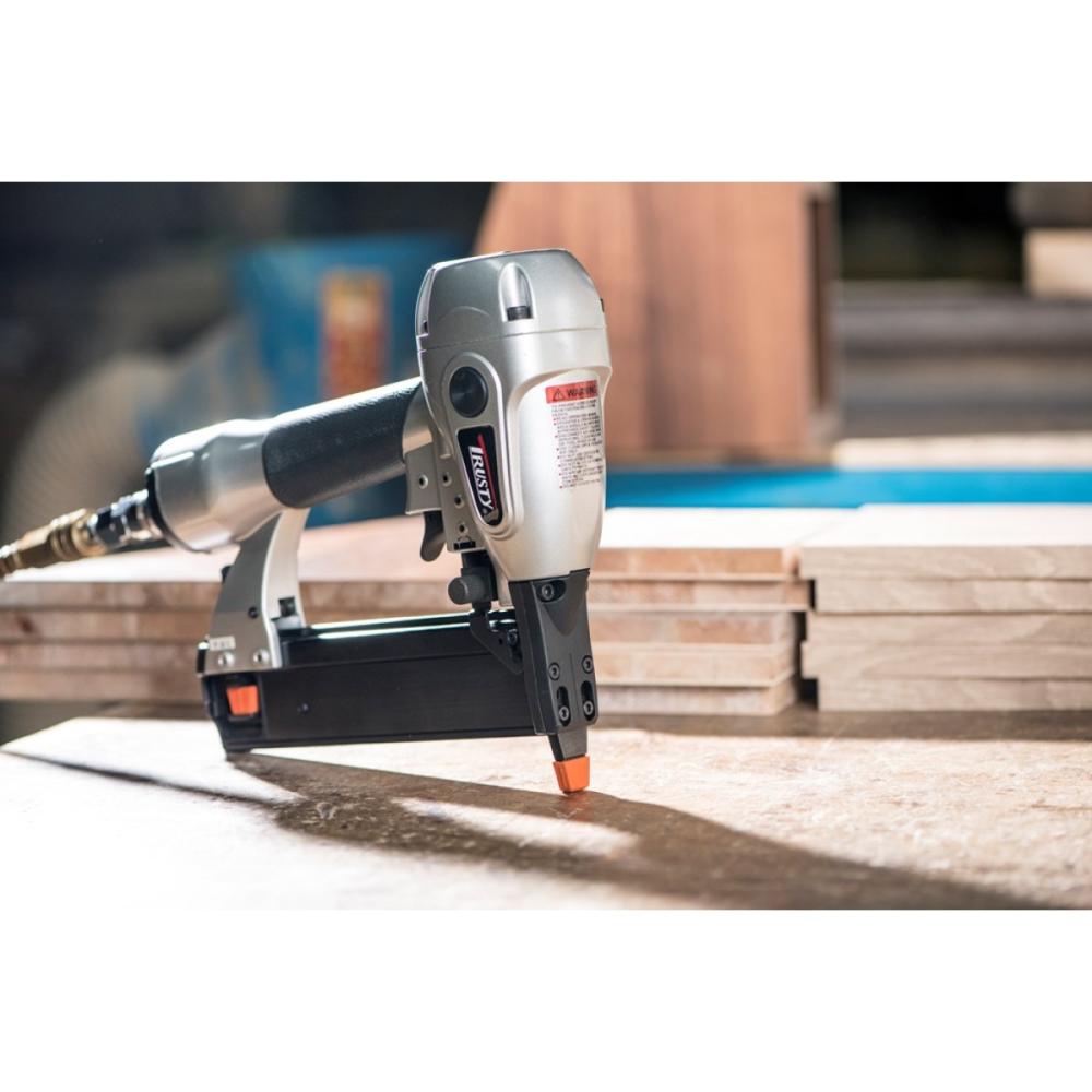 Пневматический скобозабивной пистолет Trusty TSN-9040H – №1