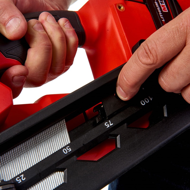 Аккумуляторный гвоздезабиватель Milwaukee M18 CN16GA-202X FUEL (2х2,0 Ач) – №2