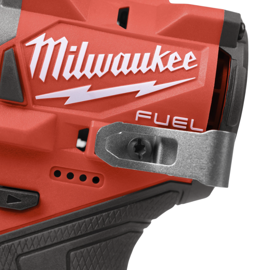 Аккумуляторная дрель-шуруповерт Milwaukee M12 FDD2-402X (2х4,0 Ач) – №1