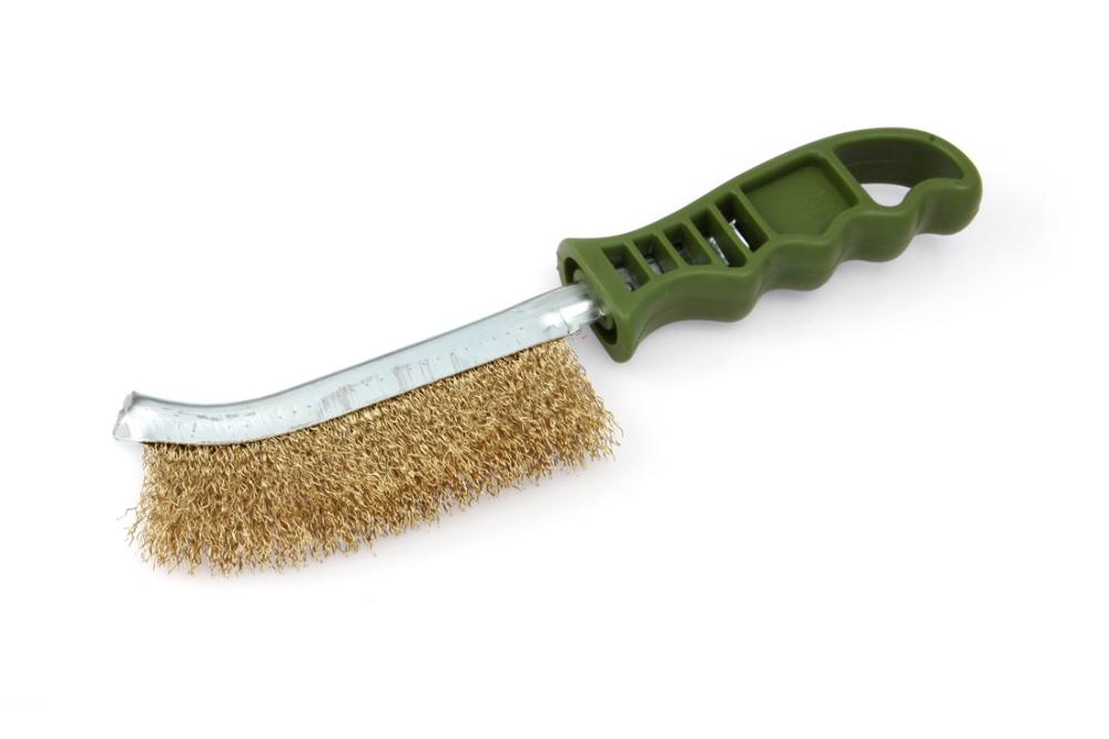 Щётка с пластиковой рукояткой Дело Техники, латунная щетина – №1