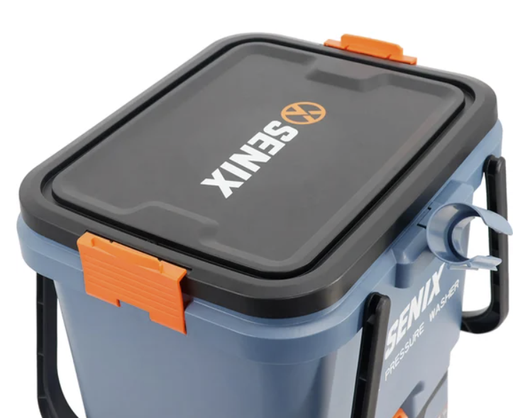 Аккумуляторная мойка Senix HPWX2-M2-EU (2х4,0 Ач) – фото №4 Аккумуляторная мойка Senix HPWX2-M2-EU (2х4,0 Ач) – №4
