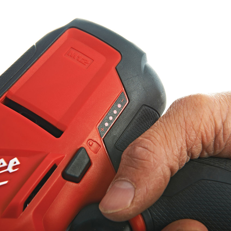 Аккумуляторная сабельная пила Milwaukee M12 CHZ-202X FUEL (LiIon 2Ач) – №2