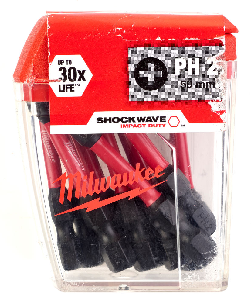 Бита Milwaukee Shockwave PH2х50 мм (1шт) – фото №2 Бита Milwaukee Shockwave PH2х50 мм (1шт) – №2