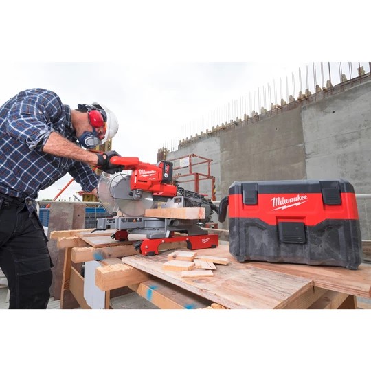 Аккумуляторный пылесос Milwaukee M18 VC2 без акк. и з/у – фото №1 Аккумуляторный пылесос Milwaukee M18 VC2 без акк. и з/у – №1