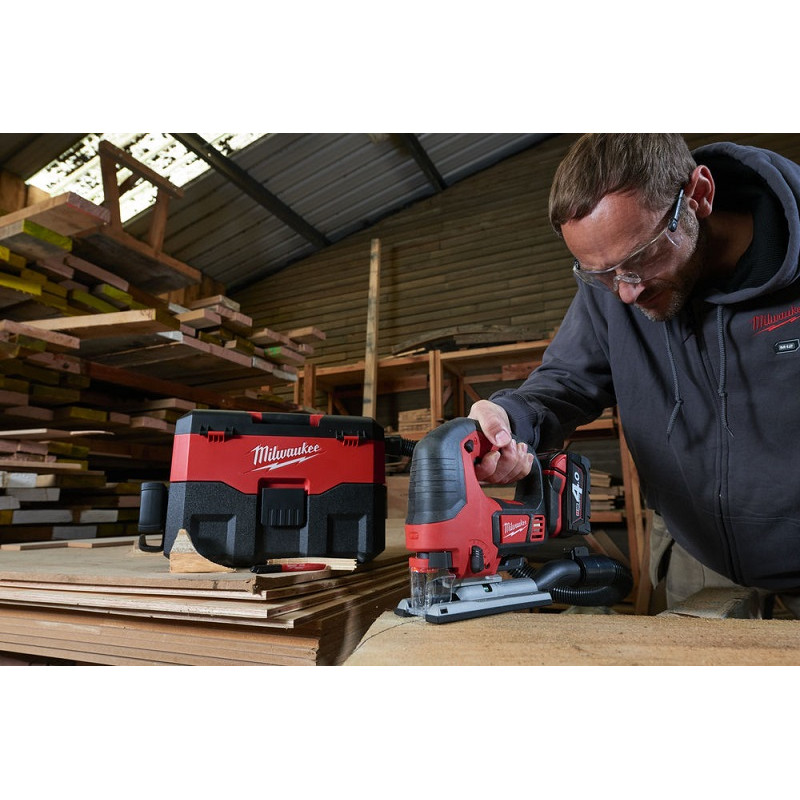 Аккумуляторный лобзик Milwaukee M18 BJS-402C (Li-Ion 4 Ач) – фото №6 Аккумуляторный лобзик Milwaukee M18 BJS-402C (Li-Ion 4 Ач) – №6
