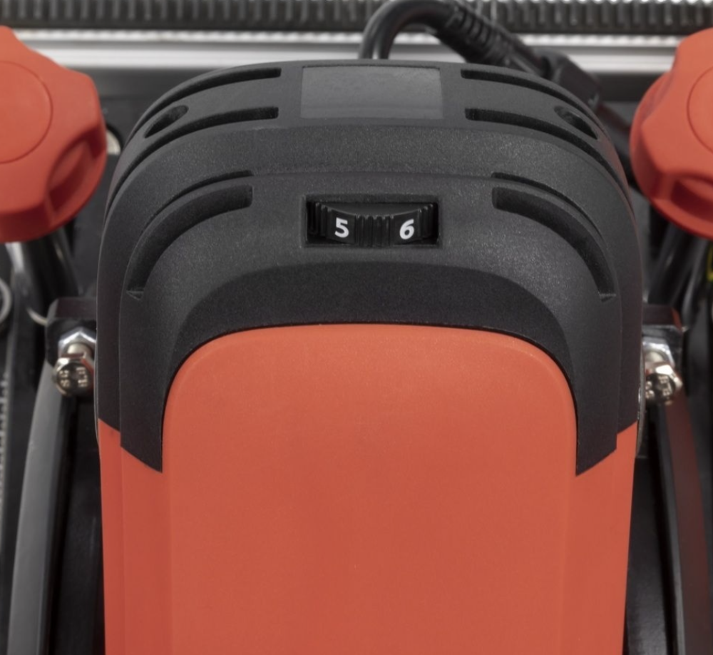 Плиткорез электрический DLT SlimTronic 2,3 кВт (0772) – фото №8 Плиткорез электрический DLT SlimTronic 2,3 кВт (0772) – №8