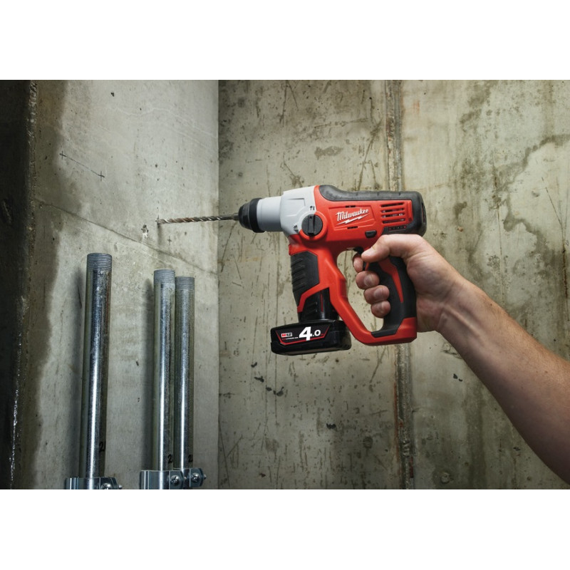 Аккумуляторный перфоратор Milwaukee M12 H-402C (Li-Ion 4Ач) – №2