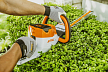 Аккумуляторный кусторез Stihl HSA 56 без аккумулятора – фото №3 Аккумуляторный кусторез Stihl HSA 56 без аккумулятора – №3
